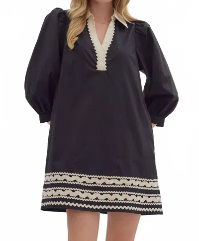 Entro Contrast Mini Dress In Black