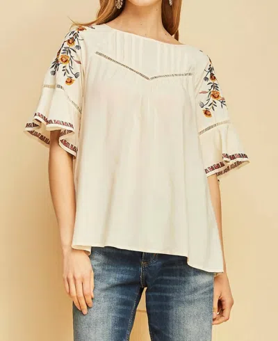 Entro Embroidered Floral Peasant Top In Cream