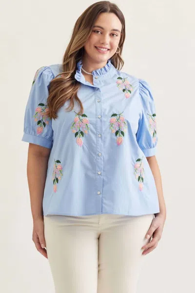 Entro Embroidered Floral Short Sleeve Top - Plus In Blue