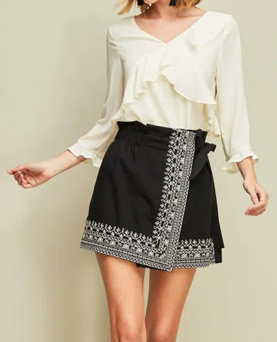 Entro Embroidered Wrap Skort In Black