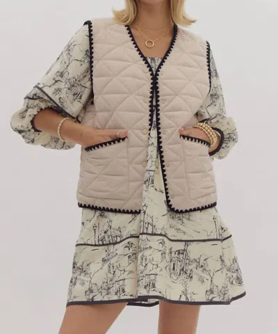 Entro Enjoy The Ride Vest In Sand In Beige