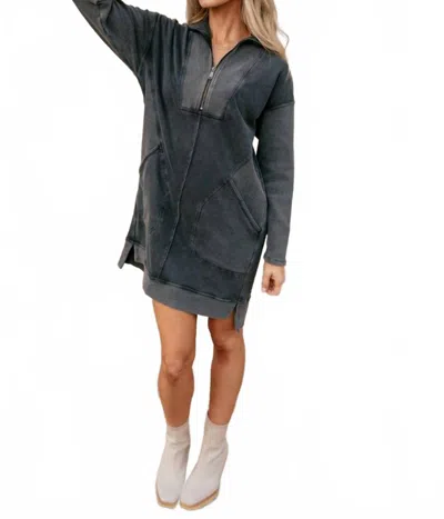 Entro Errand Dress In Washed Black