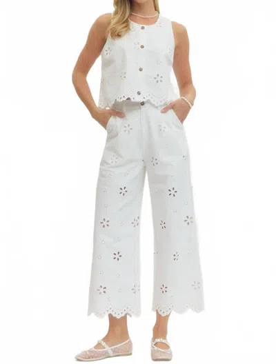 Entro Eyelet Embroidered Set In Off White