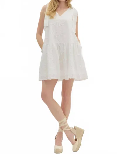Entro Floral Applique Mini Dress In White