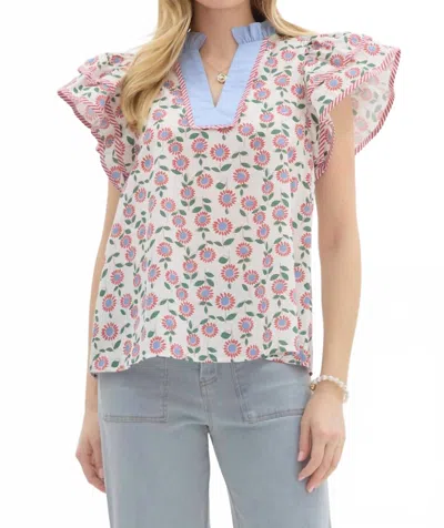 Entro Floral Print Flutter Sleeve Top - Plus In Red In Pink