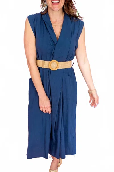 Entro Flowy Linen Dress In Navy Blue