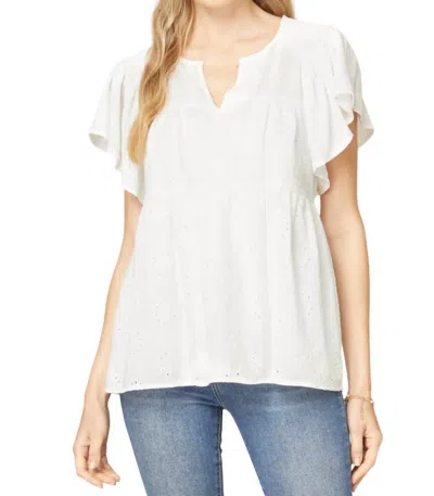 Entro Flutter Sleeve Eyelet Top In White In Green