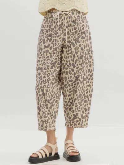 Entro Leopard Pattern Mid-rise Balloon Pants In Beige In Multi
