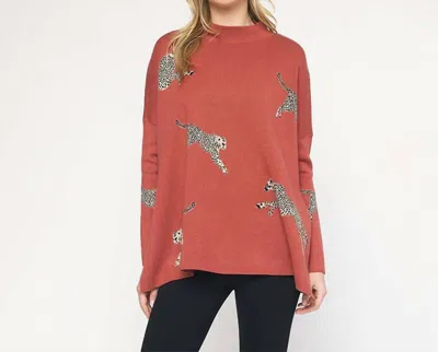 Entro Leopard Sweater Top In Rust In Pink