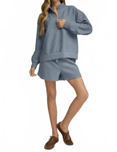 Entro Lindsay Striped Shorts In Blue