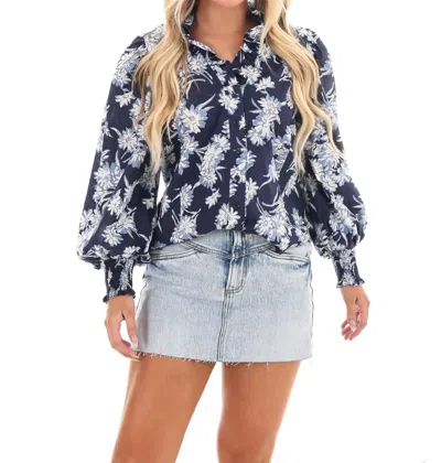 Entro Never Really Know Floral Top In Navy In Blue