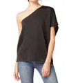 Entro One Shoulder Top In Black In Black