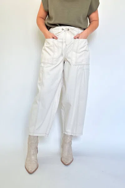 Entro Pep In Your Step Barrel Pant In Ecru In White