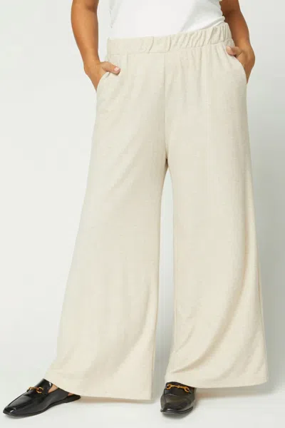 Entro Plus Wide Leg Pants In Oatmeal In White