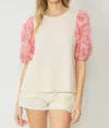 Entro Ribbed 3d Floral Sleeved Top In Natural