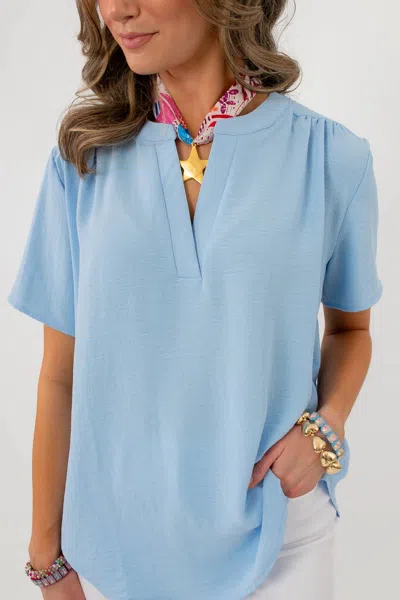 Entro Robin Short Sleeve Blouse In Powder Blue