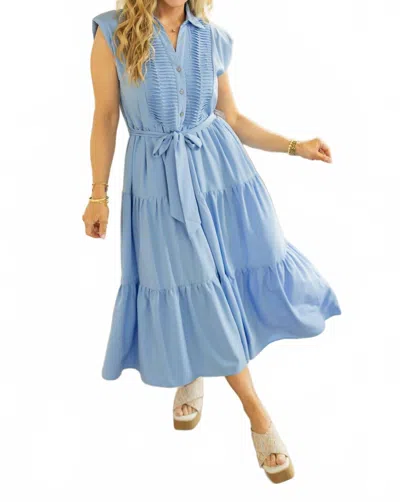Entro Saylor Tiered Midi Dress In Chambray In Blue