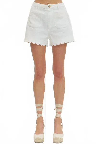 Entro Scallop Shorts In White