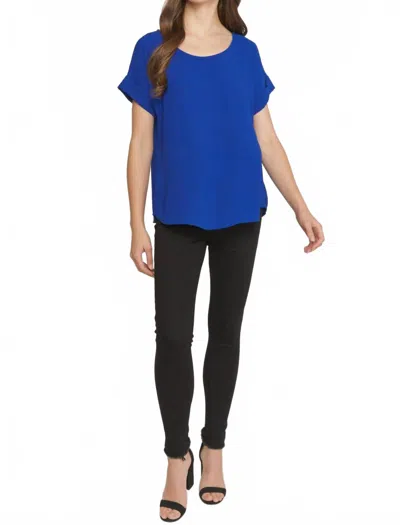 Entro Scoop Neck Short Sleeve Top In Blue