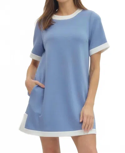Entro Short Sleeve Mini Dress In Chambray In Blue