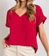 Entro Short Sleeve V Neck Top In Wine In Pink