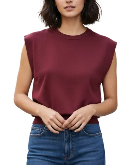 Entro Sleeveless Tee Top In Burgundy