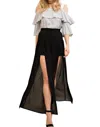 Entro Solid Slit Maxi Short Pant In Black In Black