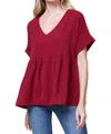 Entro Textured Babydoll Top In Ruby In Red