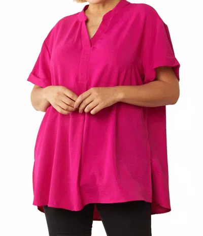 Entro Textured Placket Top In Magenta In Pink