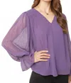 Entro Textured V-neck Top In Plum In Purple