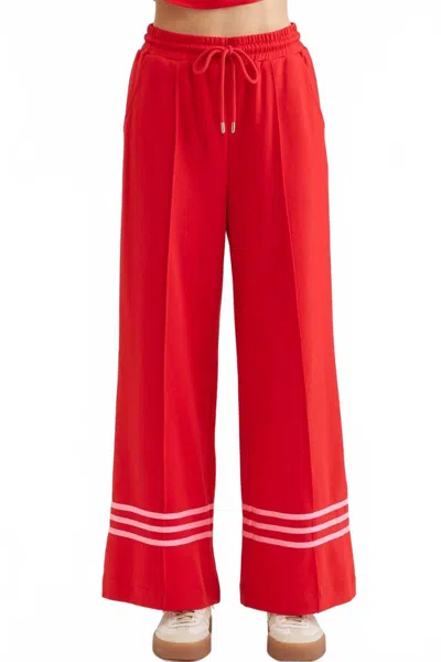 Entro The Everyday Statement Pant In Red