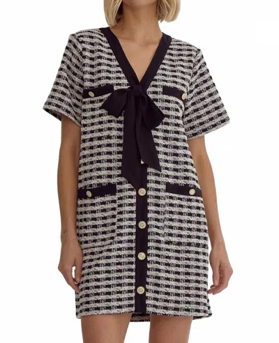 Entro Timeless Tweed Shift Dress In Black In Gray