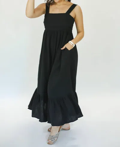 Entro Vacay Beauty Midi Dress In Black