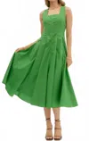 Entro Vineyard Dress In Green In Green