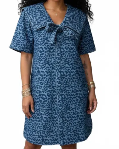 Entro Wild Collar Dress In Blue
