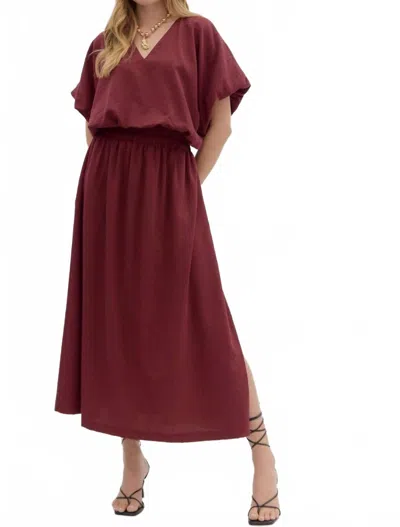 Entro Woven Slit Midi Skirt In Wine In Red