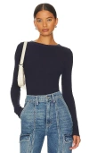 Enza Costa Rundhals In Navy
