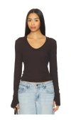 Enza Costa X Revolve X Revolve Cashmere Easy Cuffed U Top In Brown