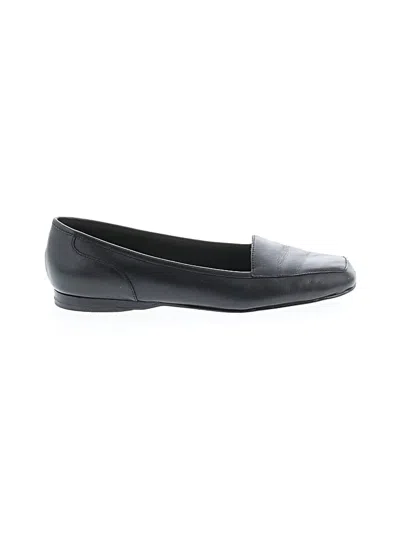 Pre-owned Enzo Angiolini Flats In Black