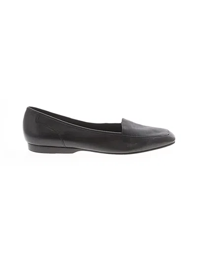 Pre-owned Enzo Angiolini Flats In Black
