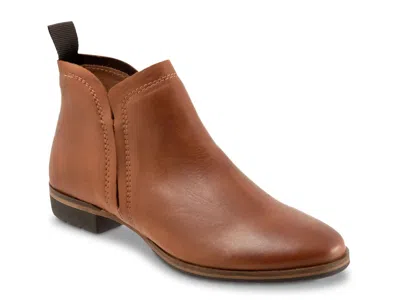 Eos Footwear Gaid Bootie In Brown