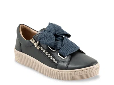 Eos Footwear Jovi Sneaker In Multi