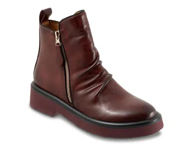 Eos Footwear Theona Bootie In Burgundy