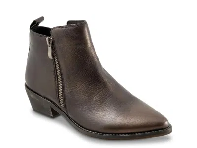 Eos Footwear Zense Leather Bootie In Brown