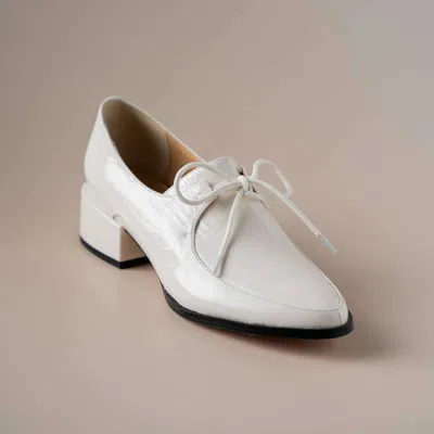 Eos Melbourne Women's Casi Heeled Loafers In Cream In White