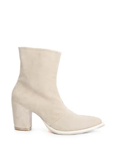 Epice Zari P Pointed-toe Ankle Boots In White