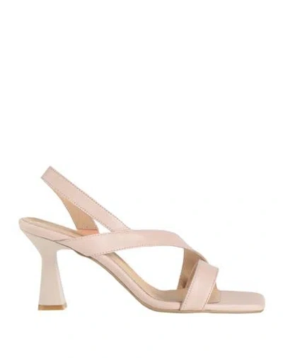 Epoche' Xi Woman Sandals Blush Size 8 Leather In Pink