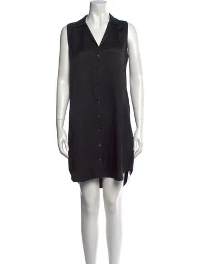 Pre-owned Equipment Silk Knee-length Dress In Black