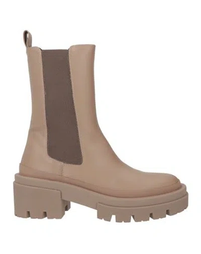 Eqüitare Equitare Maya Woman Ankle Boots Taupe Size 7 Leather In Neutral