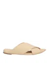Eqüitare Sandals In White